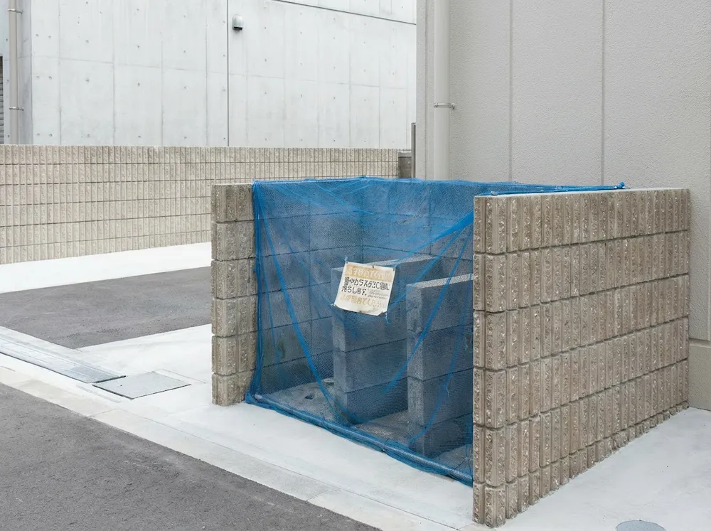 施工前のゴミ置き場