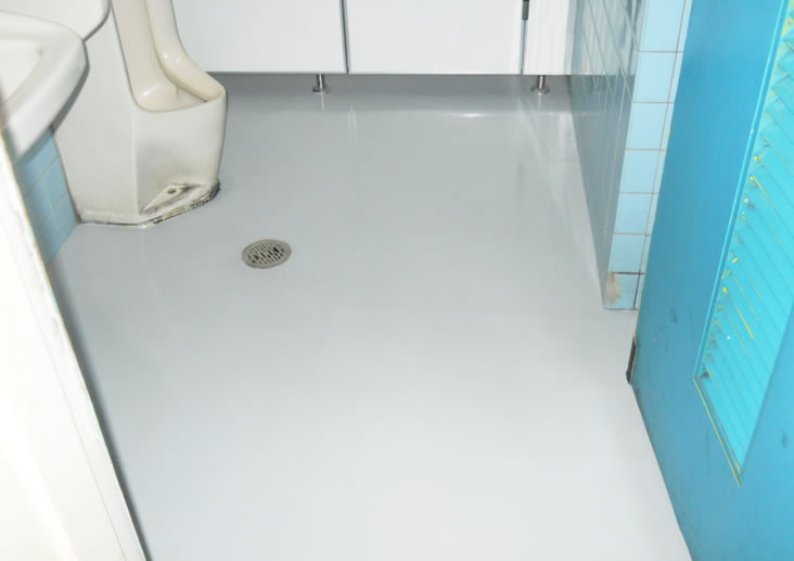某所トイレでの施工後